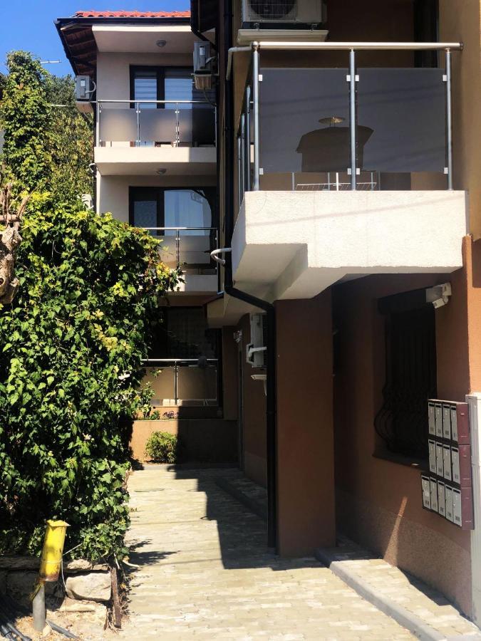 Varusha Apartment Veliko Tărnovo Exteriör bild